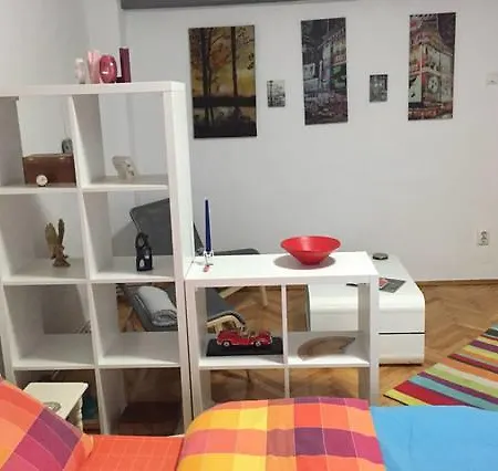 Cipariu Lejlighed *
